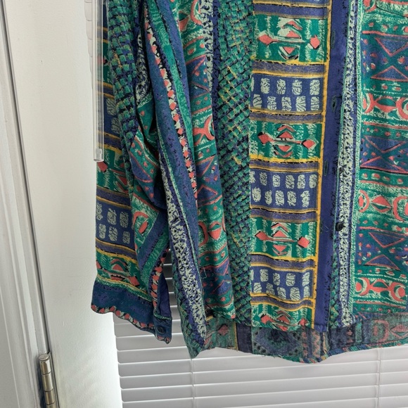 Vintage 70s Button Down Patterned Shirt - Picture 2 of 11